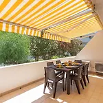 Hostwise - Sunny Escape With A Pool & Balcony Apartmán *