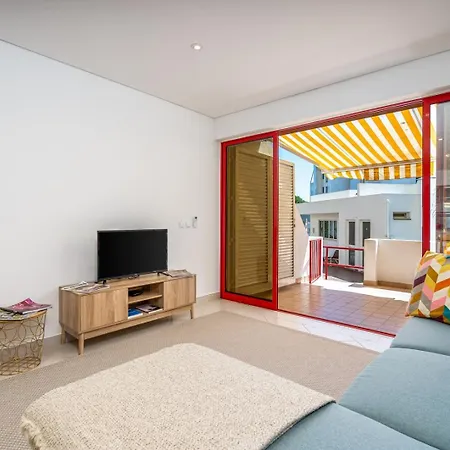 Hostwise - Sunny Escape With A Pool & Balcony * Виламура