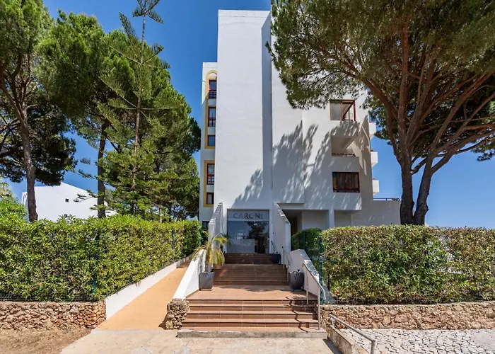 Hostwise - Sunny Escape With A Pool & Balcony Appartement *