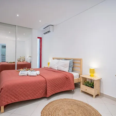 Hostwise - Sunny Escape With A Pool & Balcony *