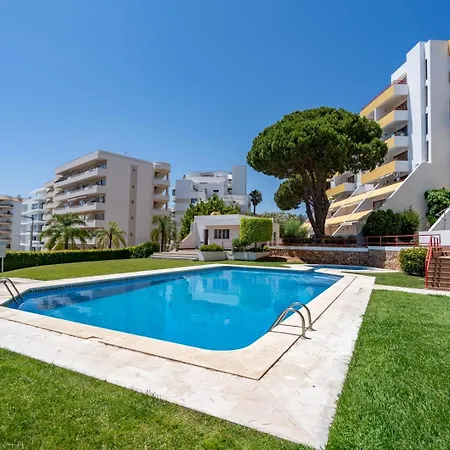 Hostwise - Sunny Escape With A Pool & Balcony